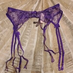 Victoria's Secret Garter Belt Sheer Stars Strappy Very Sexy